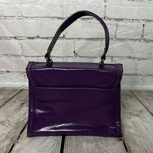 D10 Simply Vera Vera Wang Purple Shoulder Bag, Pre-owned - Picture 2 of 7